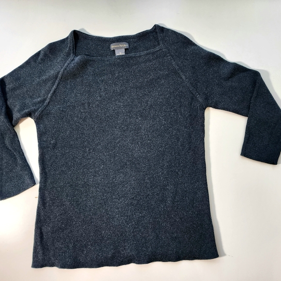 Banana Republic Sweaters - Banana Republic Womens Medium 3/4 Sleeve Scoop Neck 100% Cotton Sweater